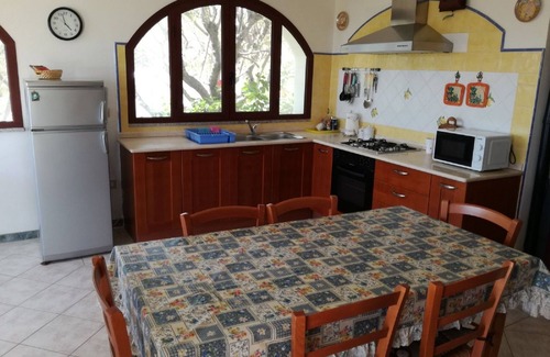 Sas Linnas Siccas Apartment | Apt 4/6 Pax With Sea View