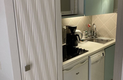 Le Touquet-Paris-Plage Apartment | Apt 4 pers swimming pool, parking/bed linen and toiletries, beds made before arrival