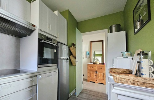 Royan Apartment | Apt 5 pers, sea view, elevator, parking