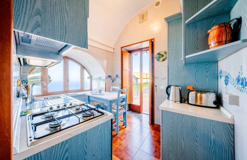 Scala Apartment | Apt Anna in Villa Laura near Ravello