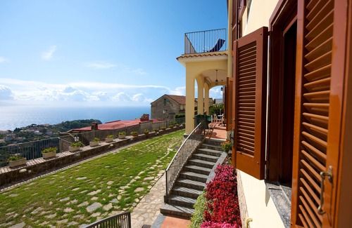 Scala Apartment | Apt Anna in Villa Laura near Ravello