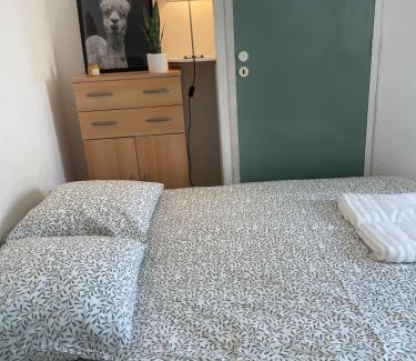 Laval Apartment | Apt cosy centre ville