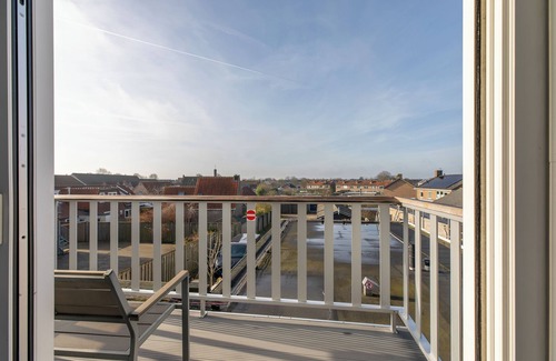 Koudekerke Apartment | Apt - Dorpsplein 6C Koudekerke "Pleinzi