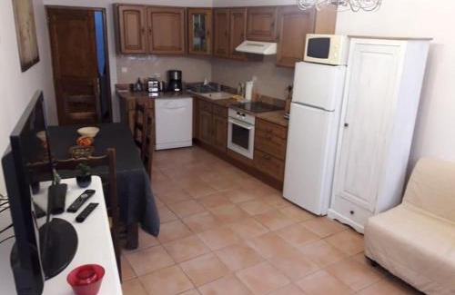 Apt Apartment | Apt en Luberon appartement 3 chambres et garage privée