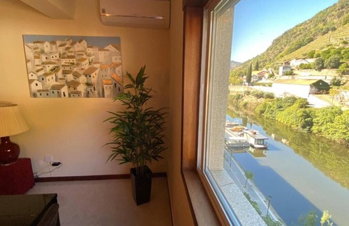Pinhao Apartment | Apt. in Pinhão, heart of Alto Douro wine region, vineyards and Douro River view