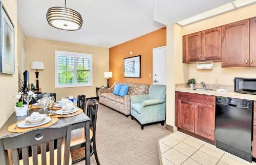 Florida Central Atlantic Coast Apartment | Apt Near Universal Studios - Pool and Hot Tub