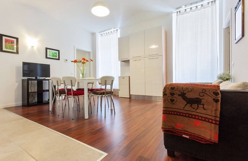 Vatican Apartment | Apt next the Vatican both museum entranceSt Peter's basilica, Metro, a.c., wifi