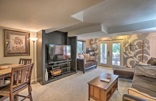 Columbine Valley Apartment | Apt on Golf Course - 10 Mins to DT Littleton!