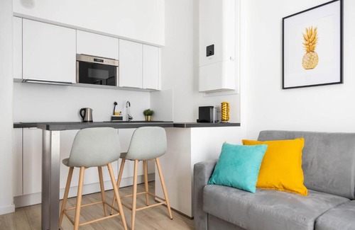 Evian-les-Bains Apartment | Apt rénové à 2 min à pied du lac - Wifi gratuit