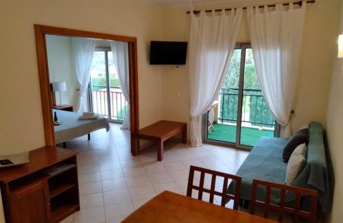 Monte Raposo Apartment | Apt Royal Alcantarilha T1