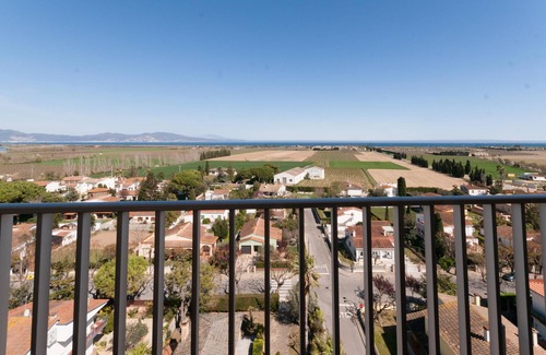 Bon Relax Apartment | Apt TCanigo9B - Wifi, views, parking.