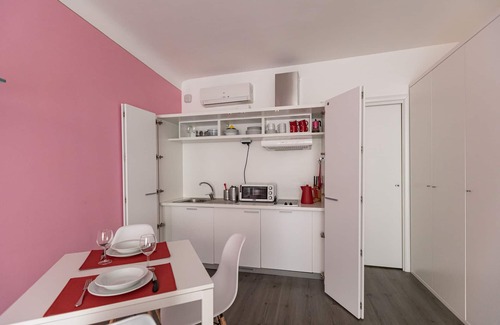 Stresa Apartment | Apt + terrace, balcony, A/C and WiFi, in historic center of Stresa, just by lake