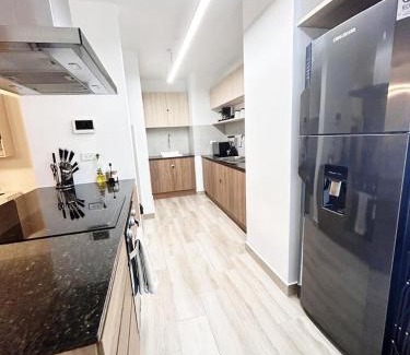 La Carolina Apartment | Apto. En el Corazón Financiero de Quito-Norte