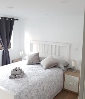 Escobedo de Camargo Apartment | Aptos Cama Del Rey 2 dormitorios