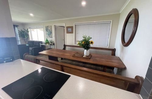 Dunwich House | Aqua - Straddie’s Best View: Bay, Brissy & Beyond!