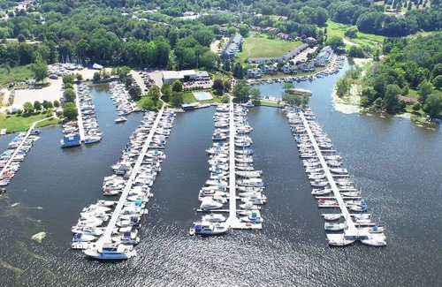 Douglas Boat Rental | Aqua Vista- In the Heartbeat of Saugatuck