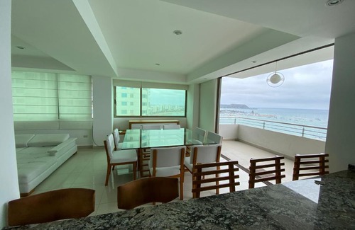 Salinas Apartment | Aquamira bachelor pad Salinas