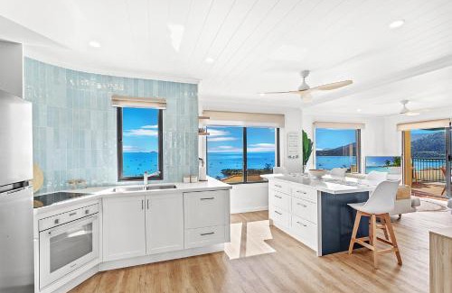 Airlie Beach Apartment | Aquarelle
