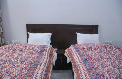 Taj Ganj Bed & Breakfast | Aradhana's Home Stay Near Taj Mahal