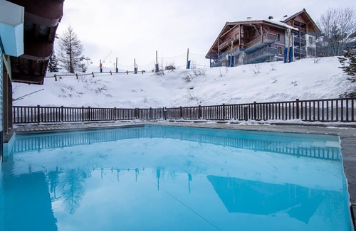Arc-1950 Apartment | Arc 1950: Spacious for 10, ski-in/ski-out, pools & spa