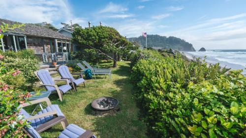 Arch Cape House | Arch Cape Escape by AvantStay Sensational Clift Top Home w Pacific Ocean Views