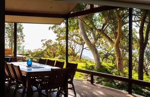Point Lookout House | Architect designed 4 bedroom house, overlooking forest and ocean views.