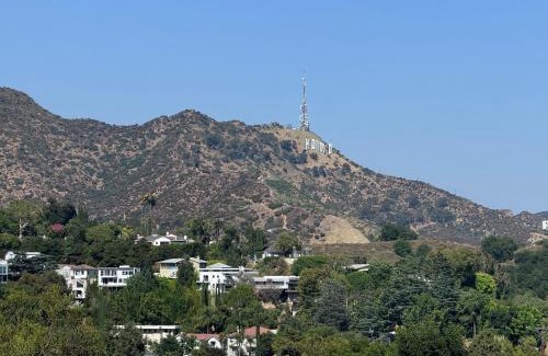 Hollywood Hills House | Architectural Marvel In Hollywood Hills Wviews