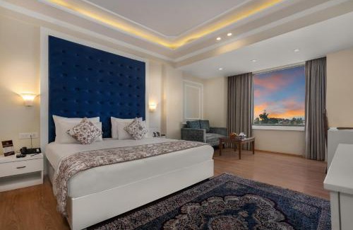 Srinagar Hotel | ARCO Hotels and Resorts Srinagar