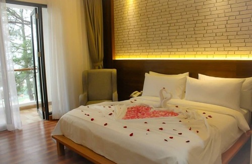 Bandung Bed & Breakfast | Are You And I Bed & Breakfast