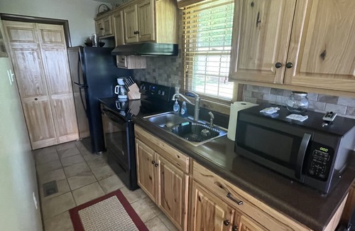 Luray Cabin | Are you ready to relax and enjoy the fresh mountain air in privacy?