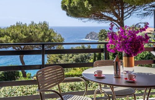 Monte Argentario Apartment | Argentarola in Porto Santo Stefano,Pool and Sea View