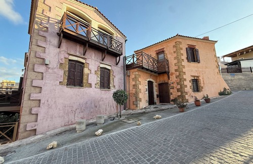 Halepa House | Aristokosmos is an ambient, fully equipped and renovated 19th century mini home.