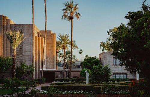 Colony Biltmore Resort | Arizona Biltmore, LXR Hotels & Resorts