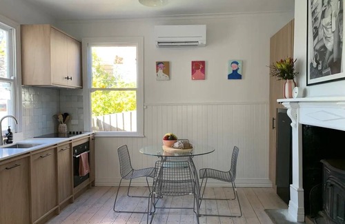 Ballarat Cottage | Armstrong Cottage