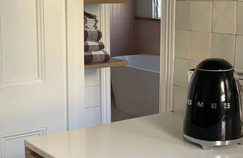 Ballarat Cottage | Armstrong Cottage