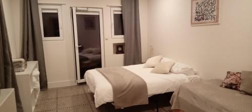 Stationsbuurt Noord Apartment | Art Deco - Two bedroom apartment