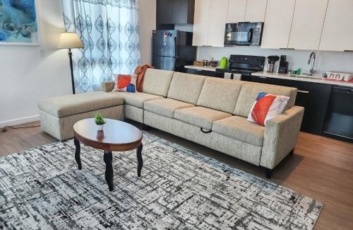 North of Montana Apartment | Art District Downtown Spacious Homes