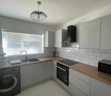 Royal Tunbridge Wells Apartment | Art's place