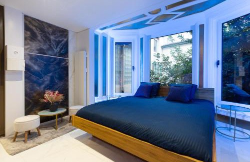 Mulhouse Hotel | ART & SPA Luxury bedroom at the heart historical center