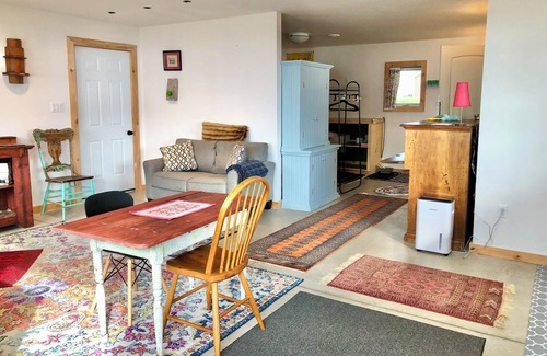 Bonavista Condo | ArtBonavista Cozy OceanView Apartment and Studio for MonthlyRentals. 31 days+
