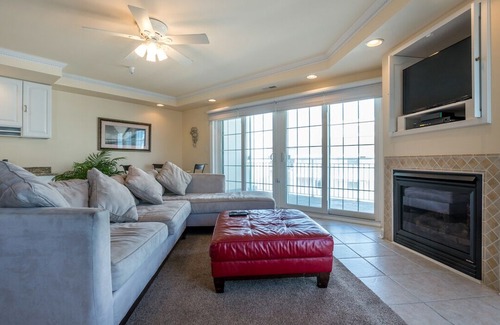 Midtown Ocean City Apartment | Artesia 302 - Spacious 2,000-SqFt, Ocean & Bay Views!