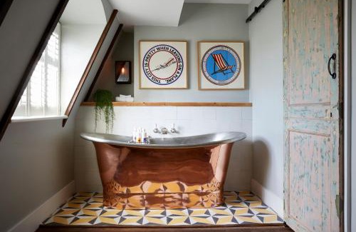 Brighton City Centre Hotel | Artist Residence Brighton