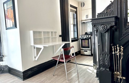 Downtown Baltimore Apartment | Artist Studio Steps from Mount Vernon Square Park