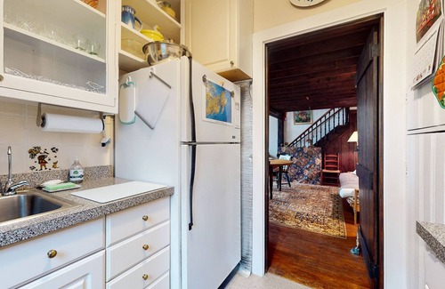 Rockport Apartment | Artistic guest suite with beautiful outdoor spaces, walk to town & beaches