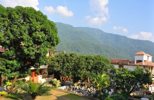 Rishikesh Cottage | Artistically Designed Room near Ganga Vatika