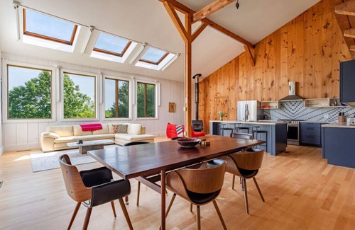 Old Chatham Apartment | Artists’ Hideaway in Old Chatham