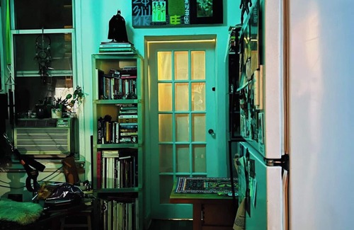 Gramercy Apartment | Artsy cool small 2 bedroom apt in the upbeat East Village - lift in the building