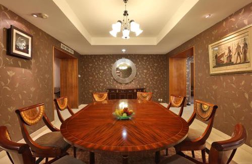 Manado City Centre Hotel | Aryaduta Manado