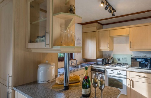 Otterham Apartment | Ash Lodge- Orchard Lodge No 1