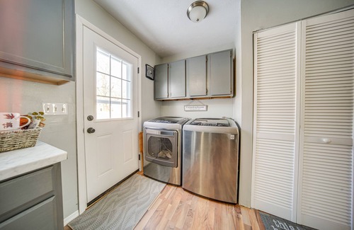 Ashtabula House | Ashtabula Home Rental - 2 Mi to Lake Erie, Beaches